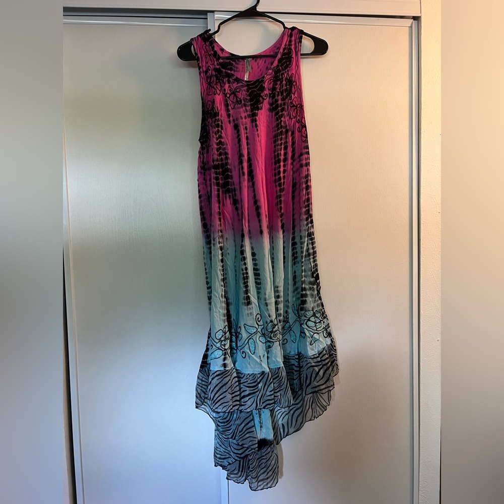 Women’s pink and blue summer dress